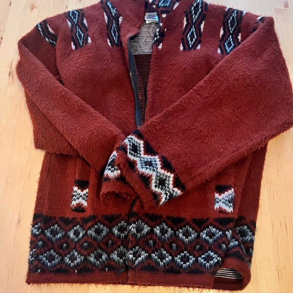 Women’s Solid Wool Red Patterned Sweater - image 1